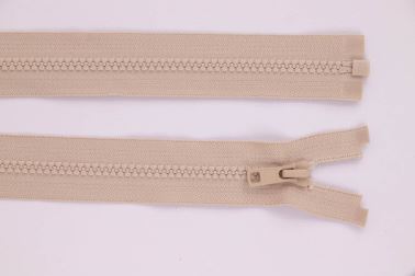 Zip YKK - kostěný dělitelný - bílá káva - 710