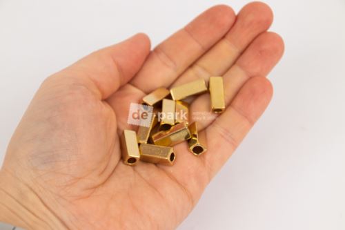 Kovové koncovky - hranaté - zlaté 10ks