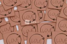 Koženkový štítek - LOVE - měděná