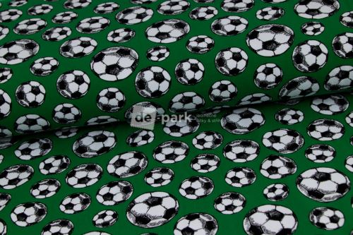 Úplet - Fotbalový míč na zelené