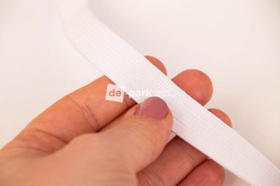 Guma - biela - 1,5 cm (1)